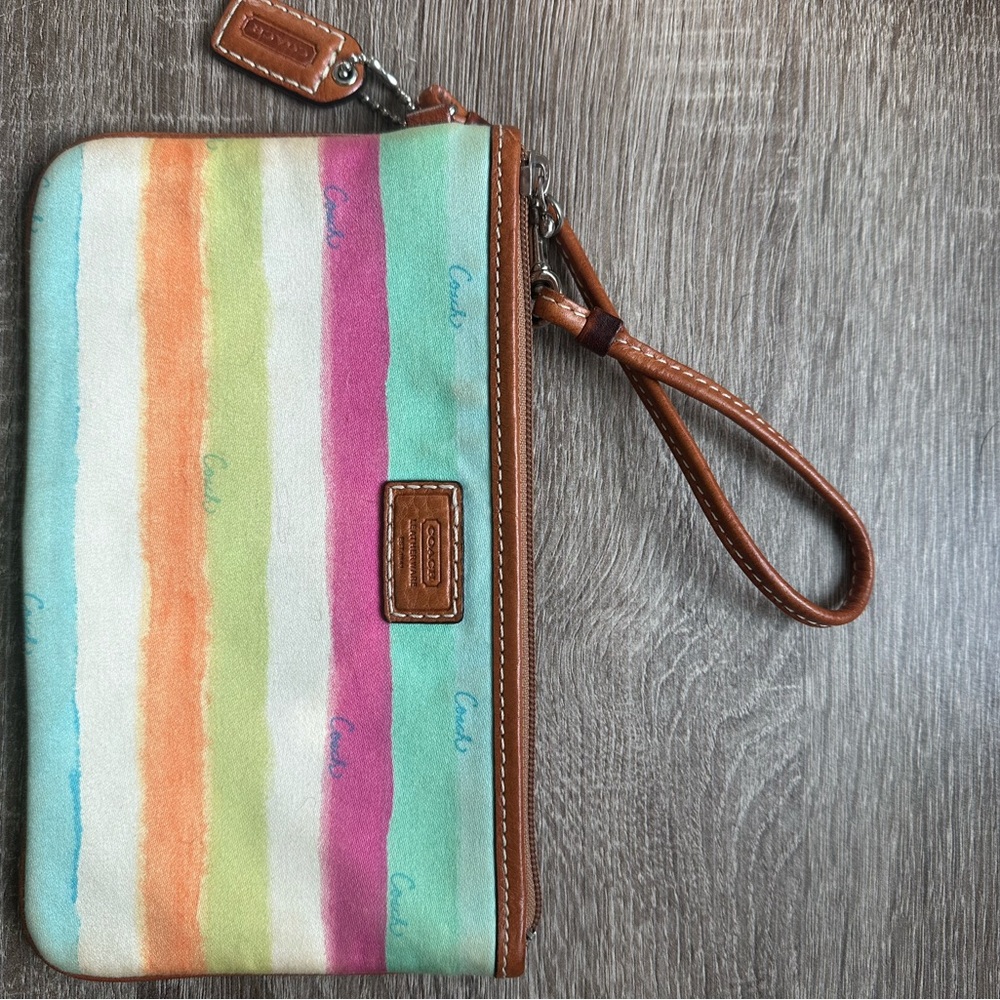 Coach Brown Leather Tag